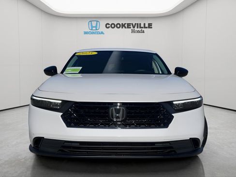 Used 2025 Honda Accord SE image 4