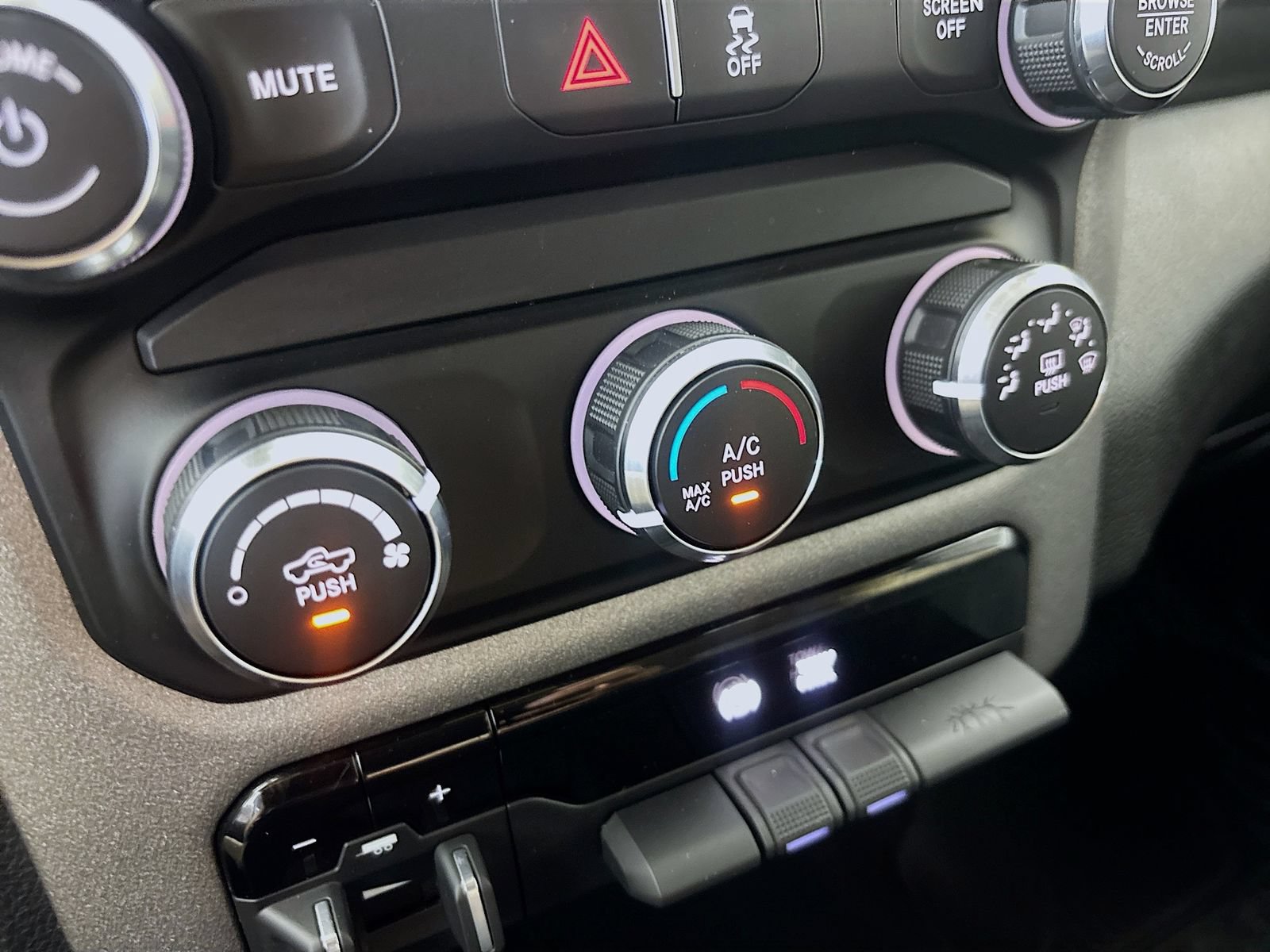 Used 2020 RAM 2500 Tradesman w/ Towing Technology Group AWD/4WD image 15