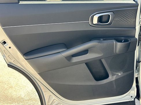 New 2026 Kia Sorento LX FWD image 23