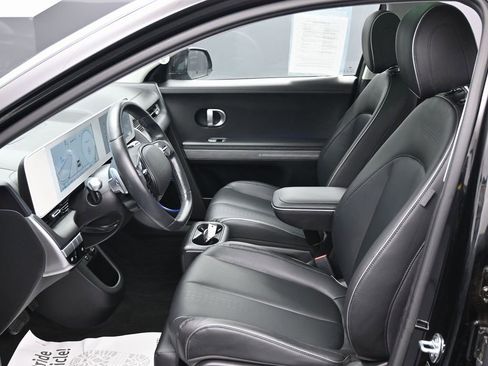 Used 2024 Hyundai Ioniq 5 Limited image 17