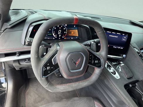 Used 2022 Chevrolet Corvette Stingray Premium Cpe RWD image 13