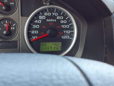 Used 2005 Ford F150 XLT image 15