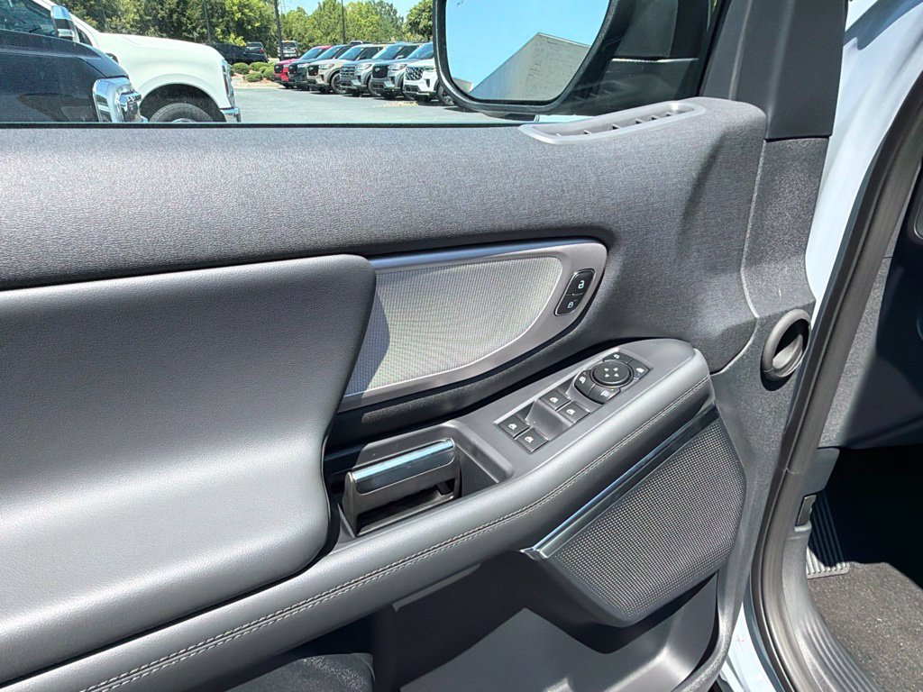 New 2027 Ford Expedition Active RWD image 10