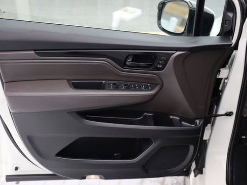 Used 2019 Honda Odyssey Elite image 15