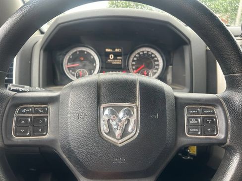 Used 2014 RAM 1500 Classic SLT RWD image 15