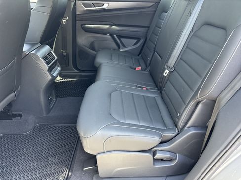 New 2026 Volkswagen Atlas Cross Sport SEL R-Line AWD/4WD image 13