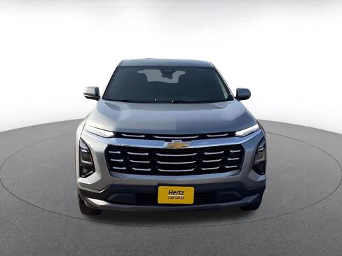 Used 2025 Chevrolet Equinox LT FWD image 3