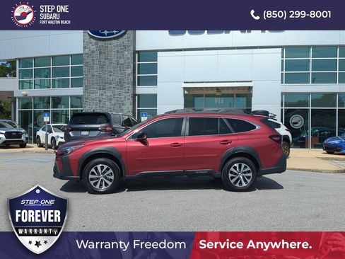 Used 2025 Subaru Outback Premium AWD/4WD image 4