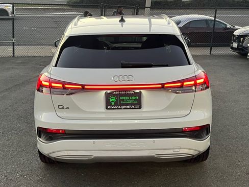 Used 2023 Audi Q4 e-tron Premium Plus w/ Premium Plus image 6