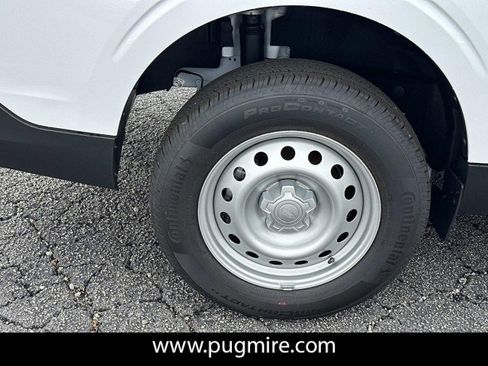 New 2025 Ford Maverick XL image 17