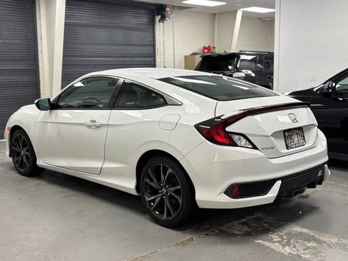 Used 2019 Honda Civic Sport image 2