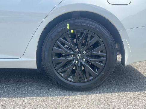 New 2026 Nissan Altima 2.5 SV image 27