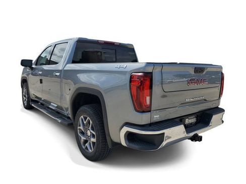 New 2026 GMC Sierra 1500 SLT image 4