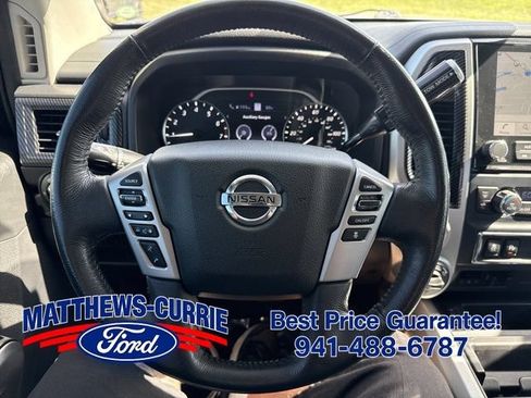 Used 2021 Nissan Titan SV w/ SV Convenience Package AWD/4WD image 18