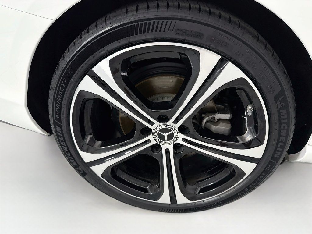 Certified 2024 Mercedes-Benz C 300 Sedan image 31