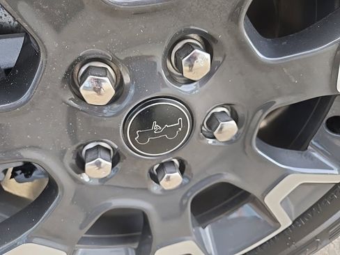 New 2026 Jeep Gladiator Sport image 33