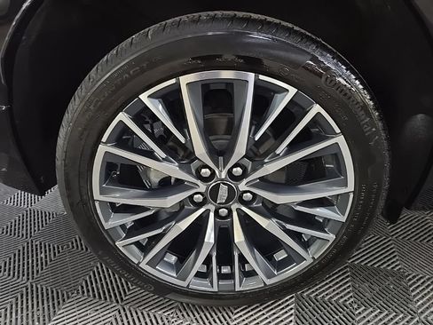 Used 2024 Cadillac XT4 Sport AWD/4WD image 14