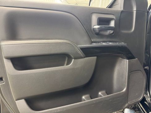 Used 2018 Chevrolet Silverado 1500 LT w/ All Star Edition image 9