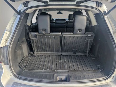 Used 2018 Nissan Pathfinder SL w/ SL Premium Package AWD/4WD image 27