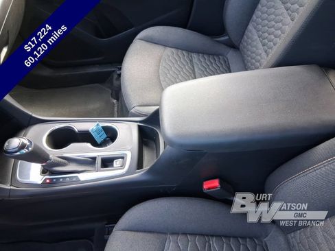 Used 2020 Chevrolet Equinox LT FWD image 25