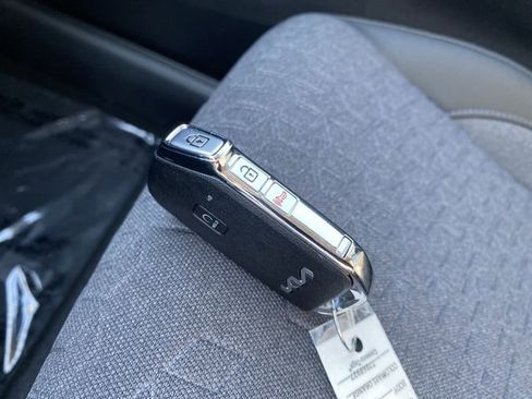 New 2026 Kia Seltos S image 29