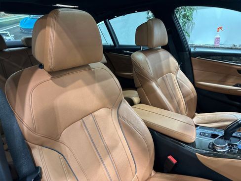 Used 2019 BMW M550i xDrive w/ Premium Package AWD/4WD image 59