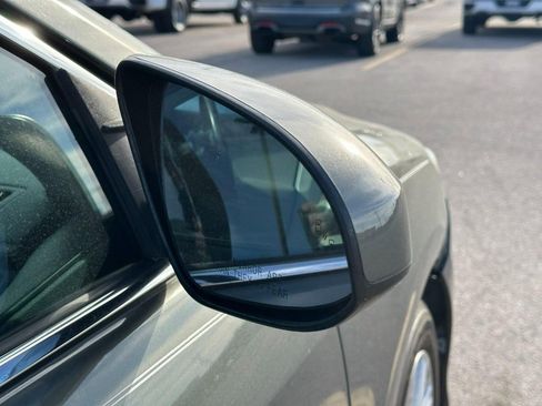 Used 2013 Toyota Camry XLE image 6