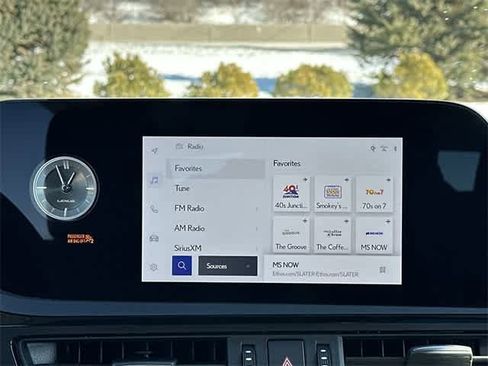 Used 2024 Lexus ES 350 w/ Premium Package image 12