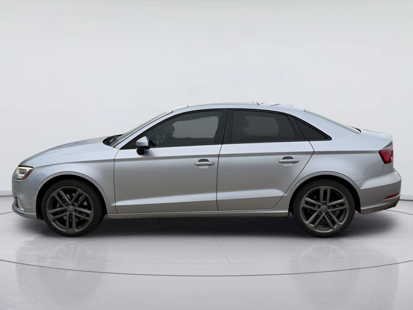Used 2017 Audi A3 2.0T Premium w/ Convenience Package FWD image 4