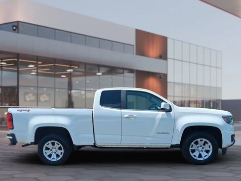 Used 2020 Chevrolet Colorado LT w/ Safety Package image 3