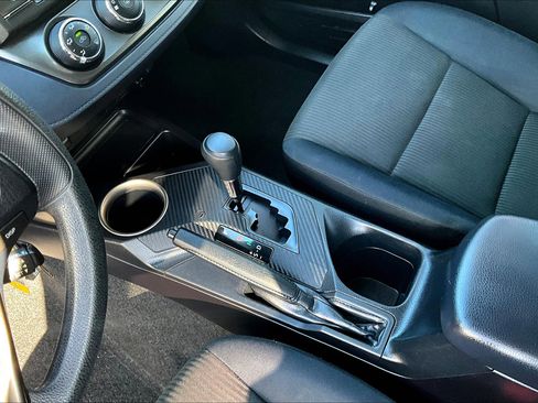 Used 2015 Toyota RAV4 LE image 13