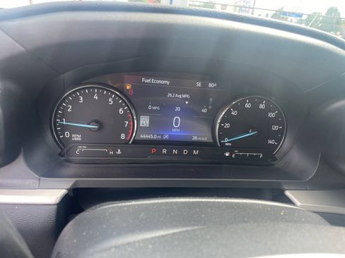 Certified 2021 Ford Explorer XLT w/ Equipment Group 202A AWD/4WD image 19