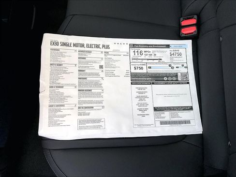 New 2026 Volvo EX30 Plus w/ Climate Package image 36