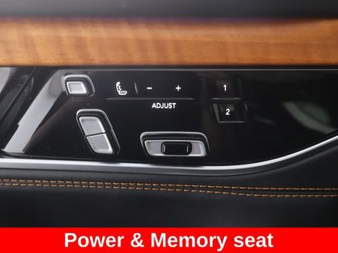 Used 2025 Jeep Grand Wagoneer Series III w/ Rear Seat Video Group 1 AWD/4WD image 20