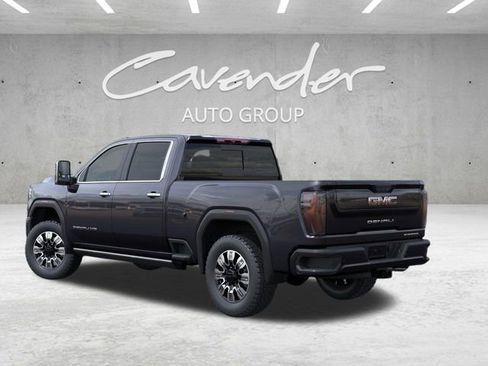New 2026 GMC Sierra 2500 Denali w/ Denali Reserve Package AWD/4WD image 4