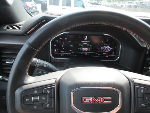 Certified 2025 GMC Sierra 2500 AT4 w/ AT4 Premium Plus Package AWD/4WD image 34