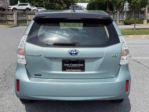 Used 2014 Toyota Prius V Three FWD image 6