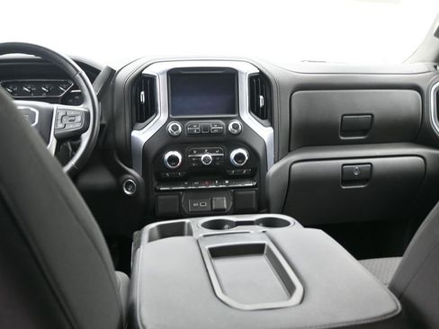 Used 2022 GMC Sierra 1500 Elevation image 11