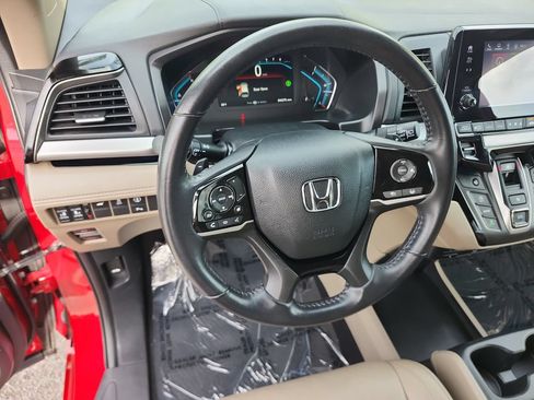 Certified 2023 Honda Odyssey Touring image 31