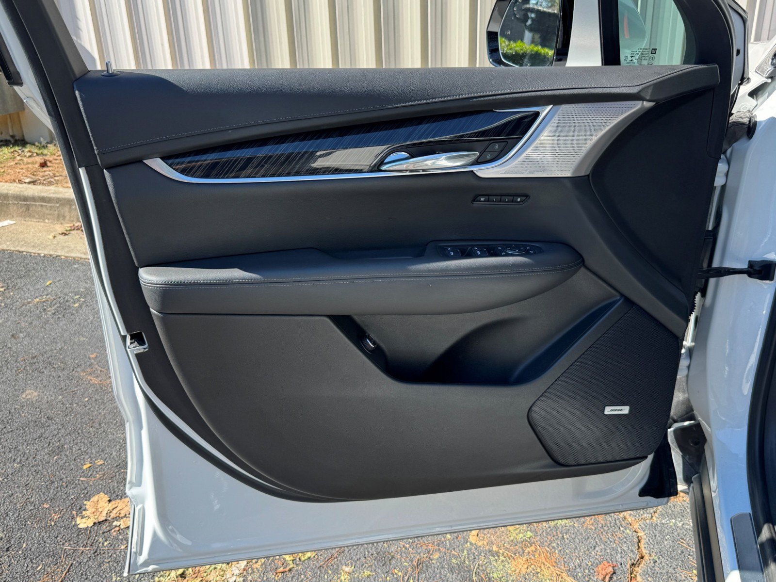 Used 2022 Cadillac XT6 Premium Luxury w/ Technology Package FWD image 45