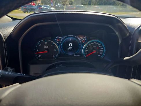 Used 2018 GMC Sierra 2500 Denali AWD/4WD image 25