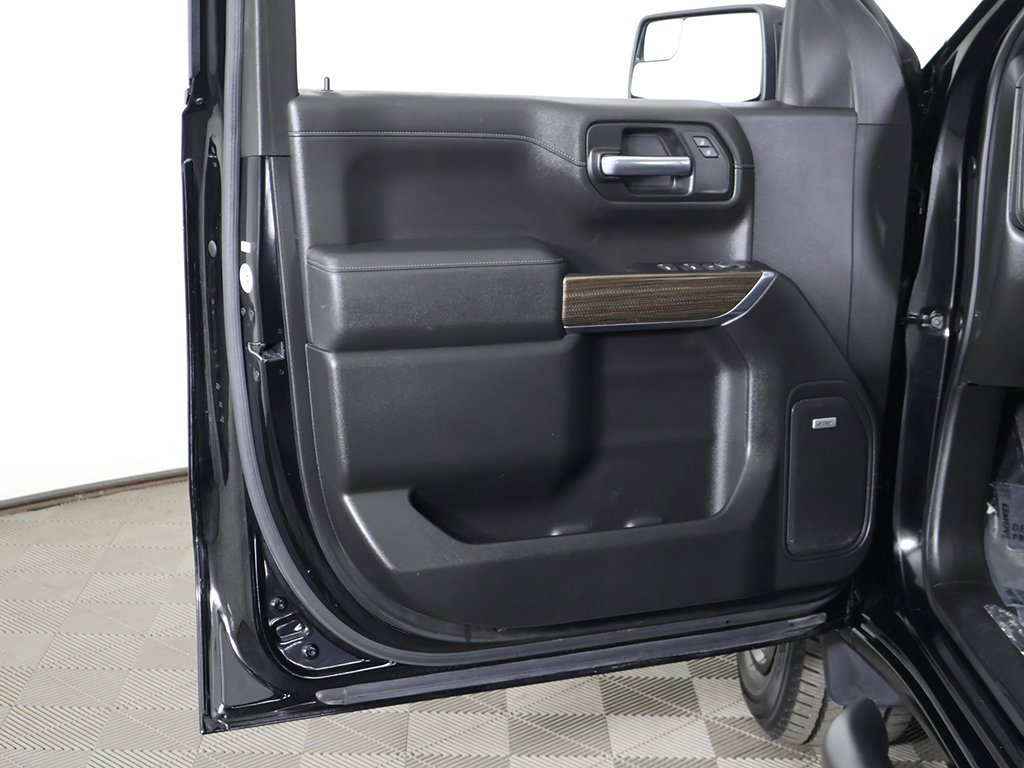 Used 2019 Chevrolet Silverado 1500 RST AWD/4WD image 23