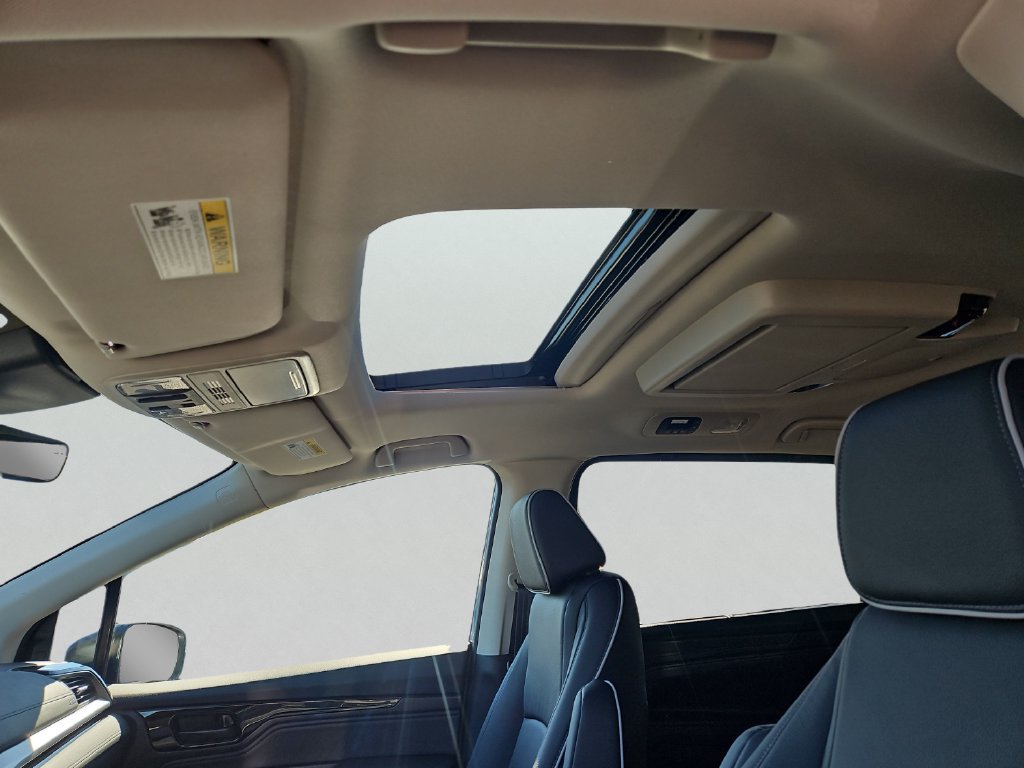 New 2027 Honda Odyssey Touring image 10