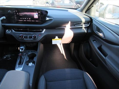 New 2026 Buick Envista Preferred w/ Convenience I Package image 13