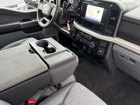 Used 2025 Ford F550 4x4 SuperCab Super Duty w/ XLT Value Package image 16