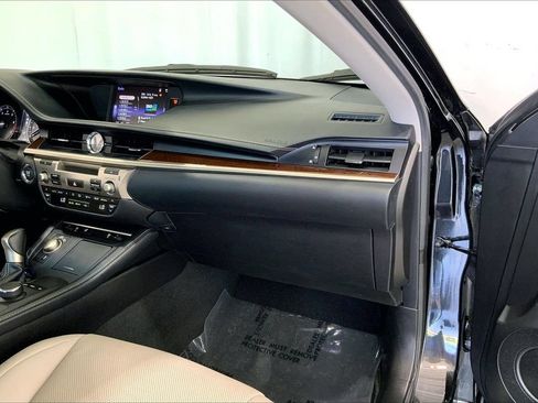 Used 2018 Lexus ES 350 w/ Premier Package FWD image 16