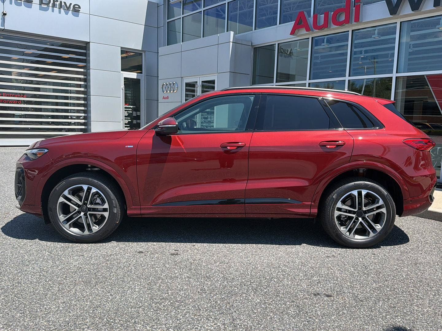 New 2026 Audi Q5 2.0T AWD/4WD image 2