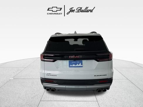 Used 2025 GMC Acadia Elevation image 8