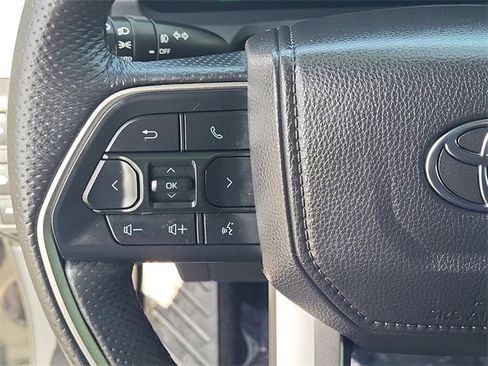 Used 2024 Toyota Tacoma Trailhunter image 22