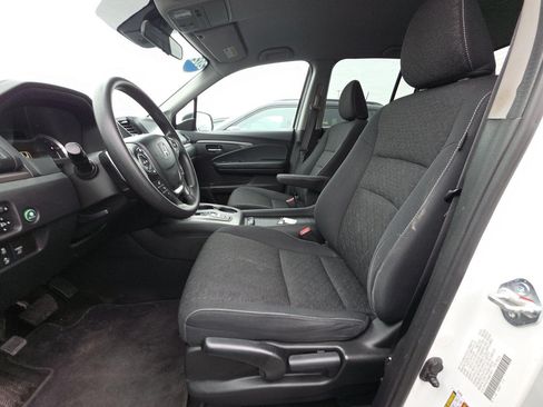 Used 2022 Honda Ridgeline Sport image 6